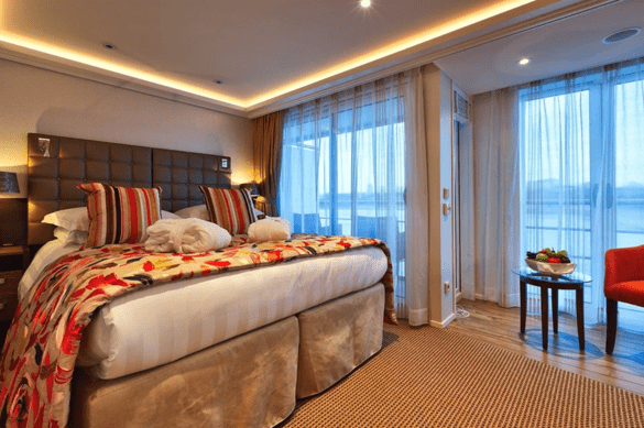 AmaWaterways AmaVenita Category AA AB 2.png